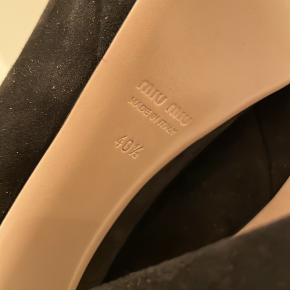 Miu Miu Grey Satin Crystal Embellished Heel Mules Size 40.5  Miu Miu platform heels. Size 40.5.